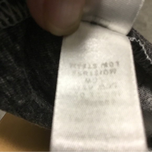 St.John Top - Picture 14 of 14